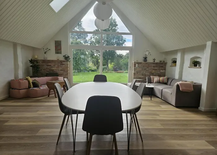 Unikt Med Pragtfuld Udsigt Og Absolut Ro *